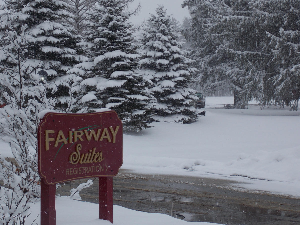 Fairway Suites At The Peak French Creek Экстерьер фото