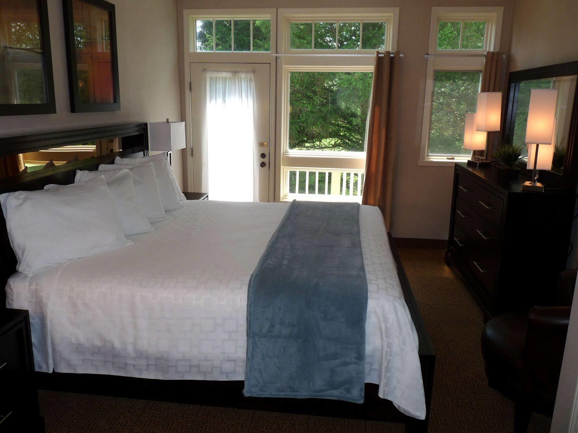 Fairway Suites At The Peak French Creek Экстерьер фото