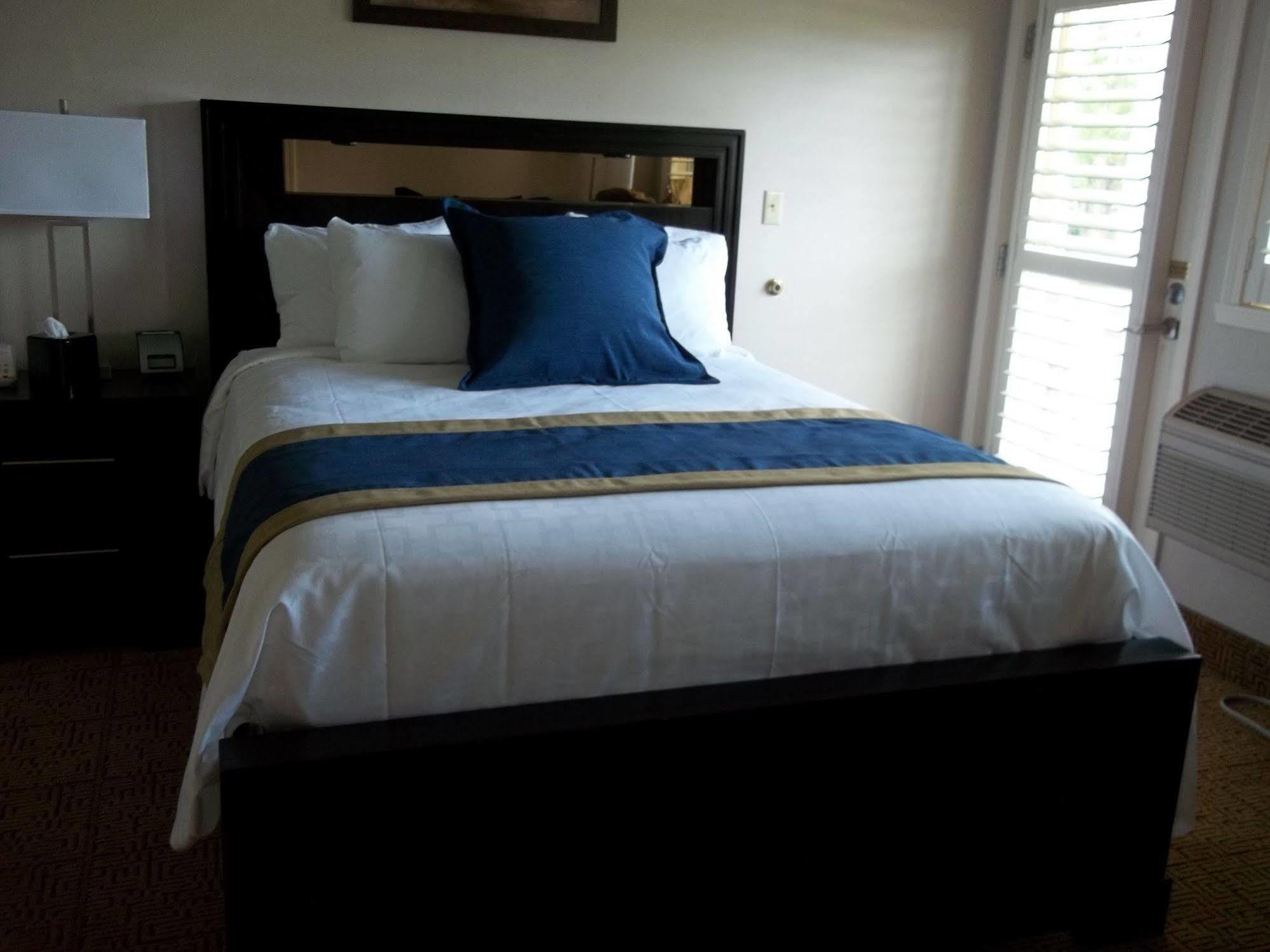 Fairway Suites At The Peak French Creek Экстерьер фото
